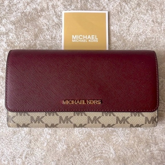 Brand New Michael Kors Large Snap Close Wallet Merlot w/ Neutral Logo Print - Picture 15 of 15